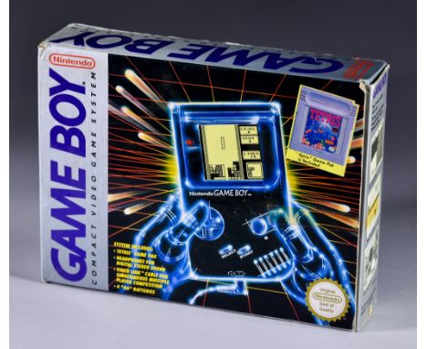 1990 Nintendo &ndash; GameBoy Tetris Bundle &ndash; PAL/UK/European Version, missing game, instruction manuals, leads and in 