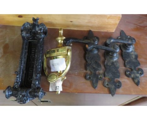 BAT DOOR KNOCKER WITH LETTER APERTURE TOGETHER WITH ANOTHER DOOR KNOCKER &amp; 3 HANDLES