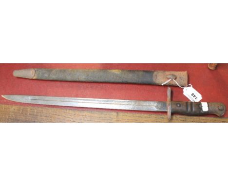 American Remington first world war period bayonet and scabbard, stamped 1913. Enfield pattern. 