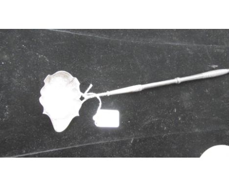 AN EARLY 19TH CENTURY SILVER PUNCH LADLE