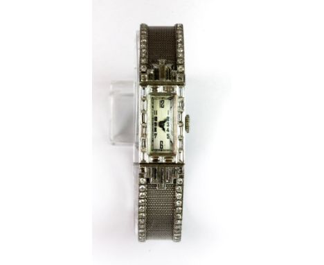 A superb lady's platinum and diamond set Art Deco style wristwatch, approx 43g. Please note this is a credit card reclaim ite