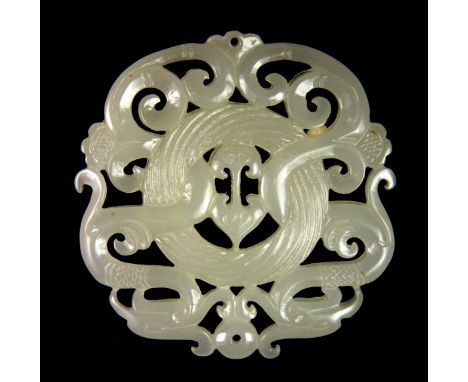 A fine Chinese early 20th century white jade eternal knot and dragon amulet, 7 x 6.5 x 0.6cm. Est. £150 - 200