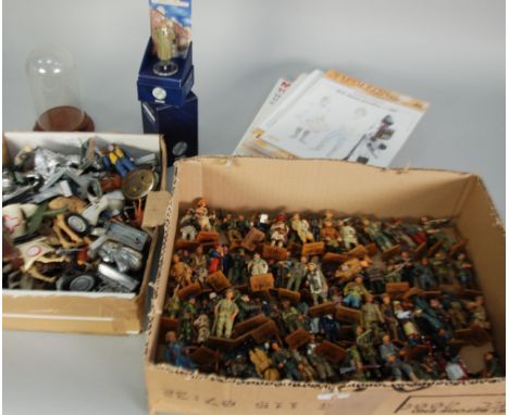 APPROXIMATELY 90 DEL PRADO DIECAST METAL MILITARY FIGURES RELATING TO MAINLY WORLD WAR I AND WORLD WAR II to include Baloon O