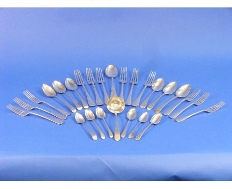 A quantity of silver Flatware, including a near matched set of six Edwardian silver forks, hallmarked London, 1913/1914, five