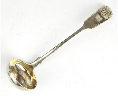 Fiddle and shell pattern Scottish silver toddy ladle, Edinburgh, 1845