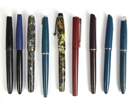 Vintage fountain pen with gold nib (14ct) and eight others (9)