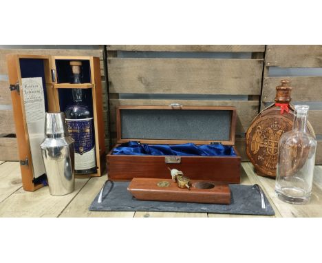 A collection of whisky &amp; cocktail shaker item; Royal lochnagar whisky bottle &amp; display box [empty] martini cocktail s