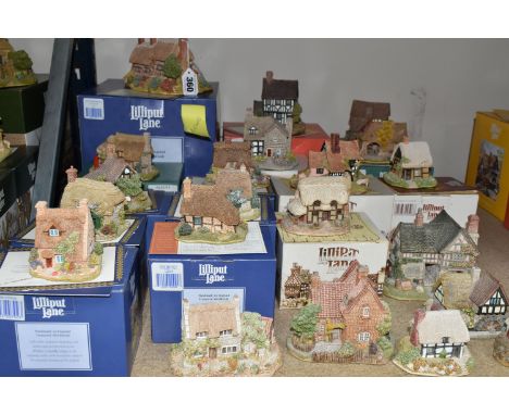 TWENTY ONE LILLIPUT LANE SCULPTURES FROM THE MIDLANDS, mostly boxed and with deeds unless mentioned, comprising Anne Hathaway