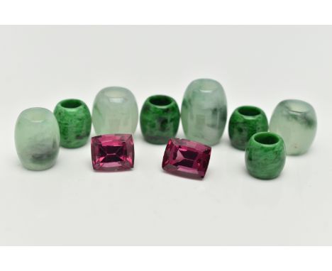 A SMALL BOX OF LOOSE GEMSTONES, to include four dyed jade barrel shape beads, measuring approximately largest length 12.0mm x