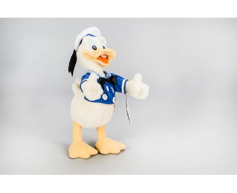 A Steiff limited edition Disney Showcase Collection Donald,  970 of 3000, in original box with tag certificate, 2001