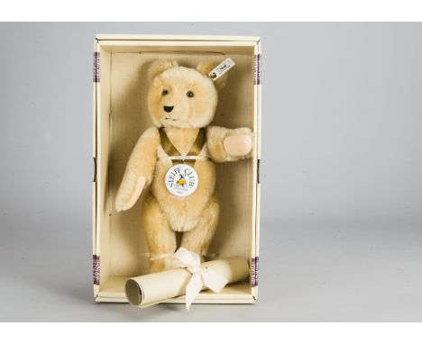 A Steiff limited Club Edition Baby Bear 1946,  8698 for 1995/96, in original box with certificate