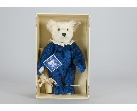 A Steiff limited edition for Holland Delfter teddy bear, 1100 of 1500, in original box with certificate, 1996