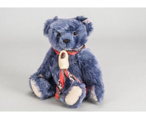 A Steiff limited edition Holland Bear 1999,  777 of 1847, in original box with certificate