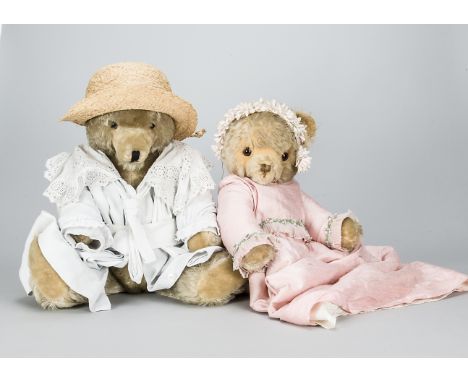 Two Hamiro (Czechoslovakia) post-war teddy bears, both with blonde mohair, glass eyes, inset short mohair muzzles and pads, s