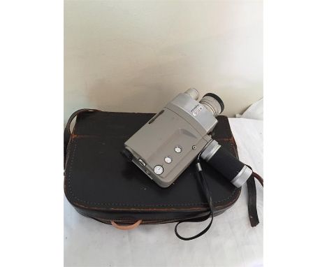 Minolta auto zoom 8 movie camera and case