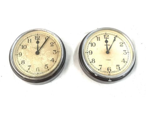 2 vintage wall clocks, to include Smiths, a/f 