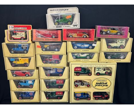 Selection of vintage boxed Matchbox Models of Yesteryear various models to include 1982 limited edition pacl of 5 models, For