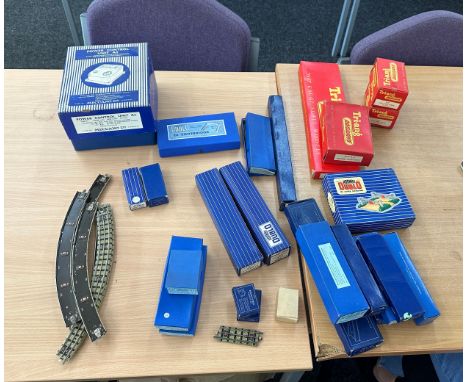 Selection of vintage Hornby Dublo, Triang OO gauge rail items, various models such as D1 Switches, Coaches, Bridge supports, 