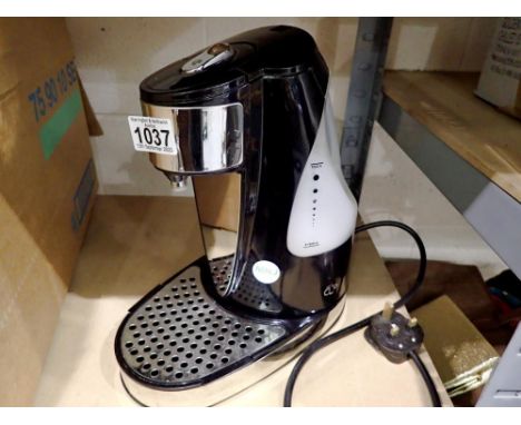 Breville one cup 1L capacity, working at lotting. All electrical items in this lot have been PAT tested for safety and have p