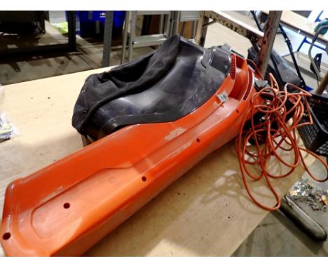 Flymo electric leaf blower/vac. All electrical items in this lot have been PAT tested for safety and have passed. This does n