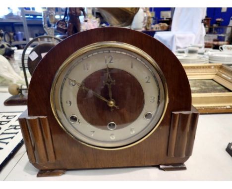 Perivale oak cased WestMinster chime table clock. Not available for in-house P&amp;P 