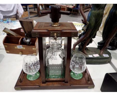 Oak cased Tantalus with decanter and two glasses. Not available for in-house P&amp;P 