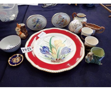 Collection of ceramic collectables to include Doulton, Poole, etc. Not available for in-house P&amp;P 