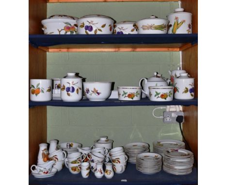 A large quantity of Royal Worcester Evesham pattern tea, coffee and dinnerwares 