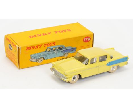 Fiat 2300 Break Pathé – Copie Dinky Toys – Métal Blanc 1/43 – PP COPY