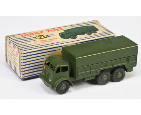 Dinky Toys Military 622 Foden Covered Lorry - Green including tinplate tilt and rigid hubs , with tow hook - Good overall in 