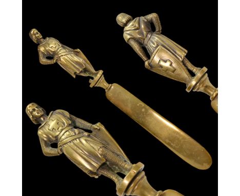 Excellent quality letter opener in the shape of a Knight of the Crusader, France, 19th century. Rare model, cast in bronze wi