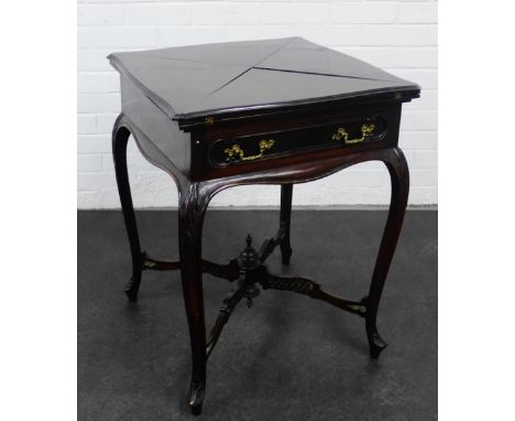 Mahogany envelope card table with a single frieze drawer, 73 x 56cm