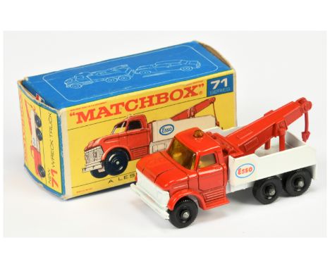 Matchbox Regular Wheels 71c Ford Esso Heavy Wreck Truck - red cab &amp; jib with red plastic hook, amber windows &amp; roof l