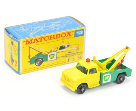 Matchbox Regular Wheels 13d Dodge BP Wreck Truck - lemon cab, greenbody, green tinted windows, red roof light, BP labels, red