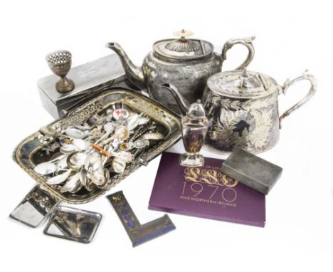A collection of Victorian and later silver and silver plated items, including a pair of silver peppers, a silver egg cup, an 