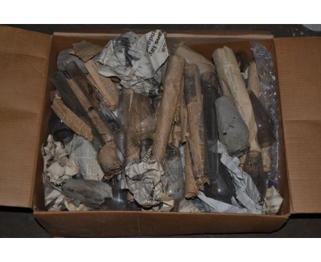 BOX CONTAINING GLASS OIL LAMP