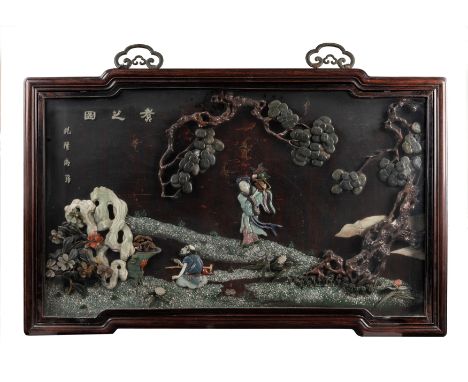 Depicting a scene adorned with jade inlay, a lady carries a lingzhi, while a man boils them, the screen is titled Zhu Zhi Tu 