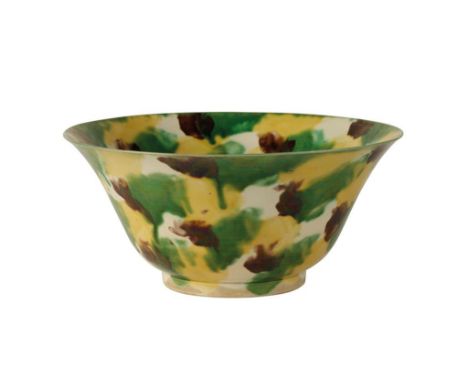 EGG AND SPINACH BOWL, KANGXI PERIOD, the flared sides decorated with mottled tones of ochre, brown and green glaze, 19cm diam