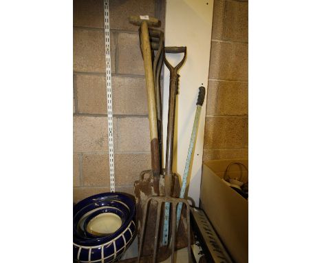 Quantity of tools