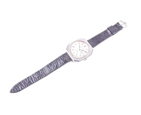 An Omega Constellation Megasonic 720Hz Electronic Chronometer wristwatch the silvered dial with baton hour markers and day da