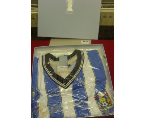 1987 FA Cup Winners, Coventry City, a 20th Anniversary, of the famous final, a boxed presentation as given to the players in 