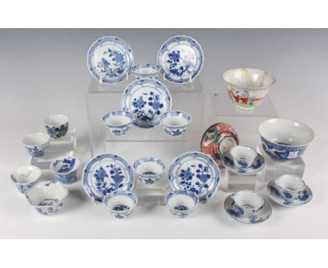 A small collection of Chinese blue and white porcelain teaware, mostly 20th century, including five Kangxi style cups and sau