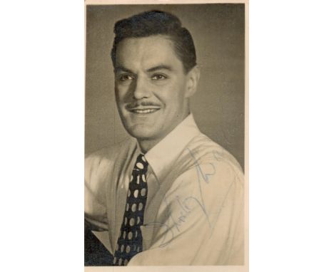 Hammer Horror THORLEY WALTERS Signed 5x3 inch approx Vintage Black and white Photo. Good condition. All autographs come with 