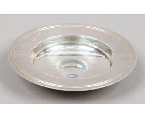 A silver trinket dish assayed London 1971 by Mappin & Webb, weight 63 grams.