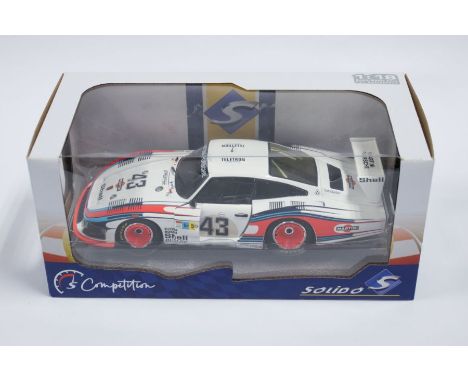 Solido: A 1:18 Scale Model of a Porsche 935 Mobydick Le Mans 1978 #43, Manufacturer Solido. Boxed. Reference No. S1805401. Co