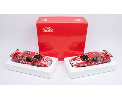 Autoart: A 2 Pack 1:18 Scale Model of a Holden HRT Commodore VZ 2005 China Round #22 &amp; First to Fifty Darwin Race #22 Tod