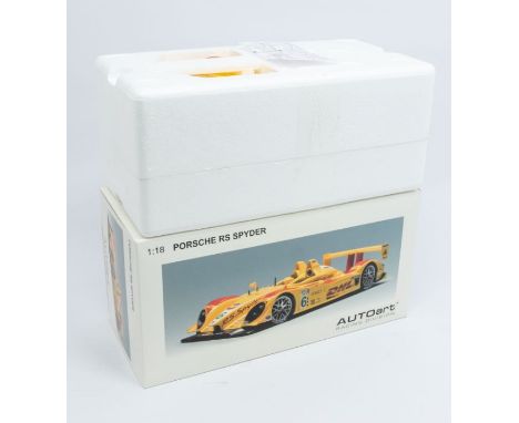 Autoart: A 1:18 Scale Model of a Porsche RS Spyder Alms 2007 #6, Manufacturer Autoart. Boxed. Reference No. 80774. Polystyren