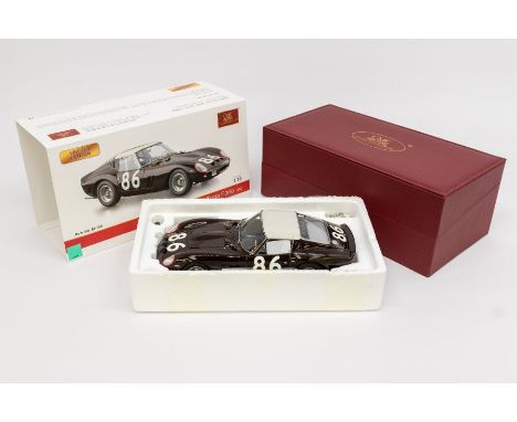 CMC: A 1:18 Scale Model of a Ferrari 250 GTO - Targa Florio 1962, Manufacturer CMC Exclusive Modelle, Limited Edition 695 of 