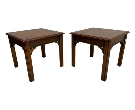 20th century pair of yew wood lamp tables, moulded square top with pierced corner brackets, on fluted straight supports Dimen