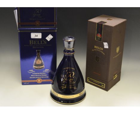 Bells Very Rare Scotch Whisky, Royal Reserve, boxed;  a Bells Extra Special Old Scotch Whisky decanter, 8 years (2)